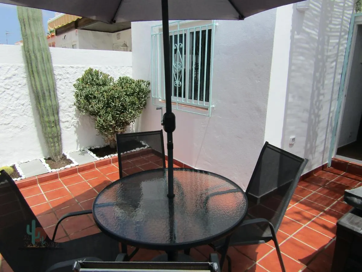 Villa El Saguaro Arona  0*, Arona (Tenerife) Spagna